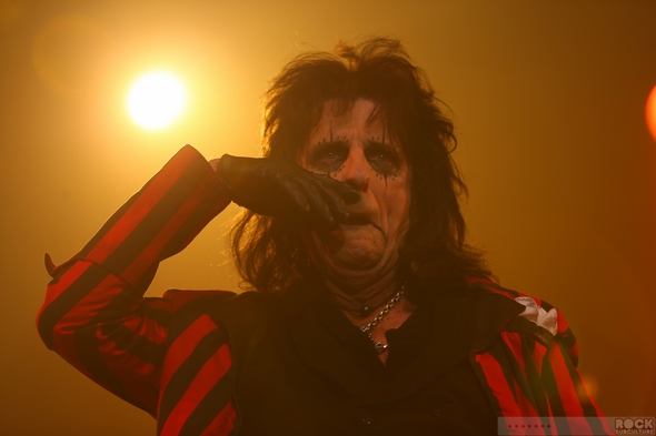 Caprices-Festival-2013-Crans-Montana-Switerland-Concert-Review-Day-7-March-14-Alice-Cooper-The-Heavy-BRMC-Blacj-Rebel-Motorcycle-Club-Photos