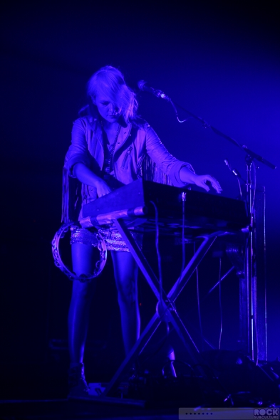 Metric-Live-Concert-Review-April-18-2013-Fox-Theater-Oakland-California-Photos-001-RSJ