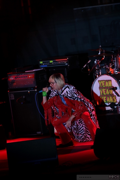 Yeah-Yeah-Yeahs-YYY-Karen-O-Concert-Review-Photos-Las-Vegas-2013-Cosmopolitan-Boulevard-Pool-01-RSJ