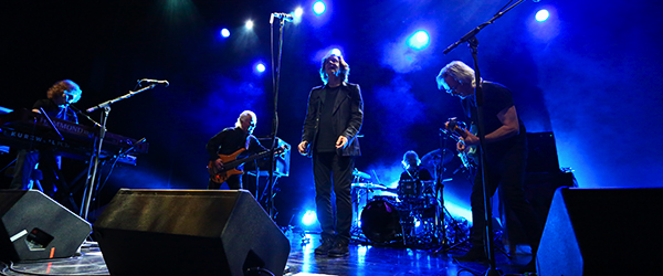 The-Zombies-Colin-Blunstone-Rod-Argent-Live-Concert-Review-2013-indigo2-London-UK-Photos-FI