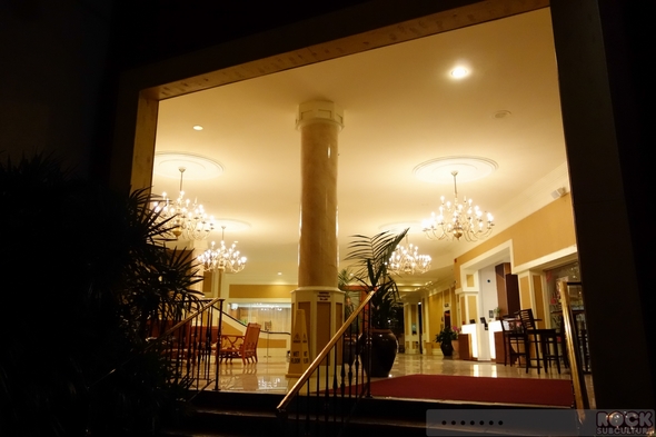Queen-Kapiolani-Resort-Hotel-Review-Honolulu-Waikiki-Oahu-Hawaii-Photos-Opinion-Beach-Ocean-View-01-RSJ