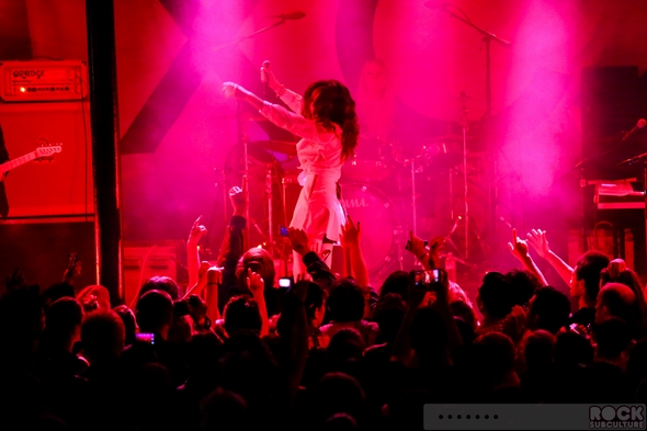 Charli-XCX-2013-Tour-Concert-Review-Kitten-Chloe-LIZ-True-Romance-US-Photos-Videos-Slims-San-Francisco-November-1-301-RSJ