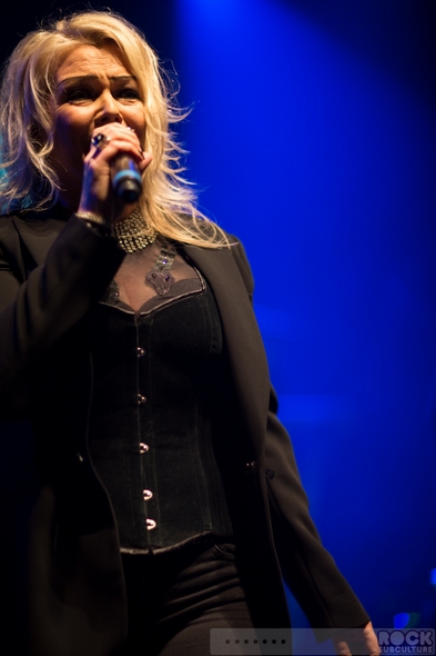 Kim-Wildes-Christmas-Party-Concert-Review-2013-London-O2-Shepherds-Bush-Empire-Photos-Setlist-December-22-001-RSJ