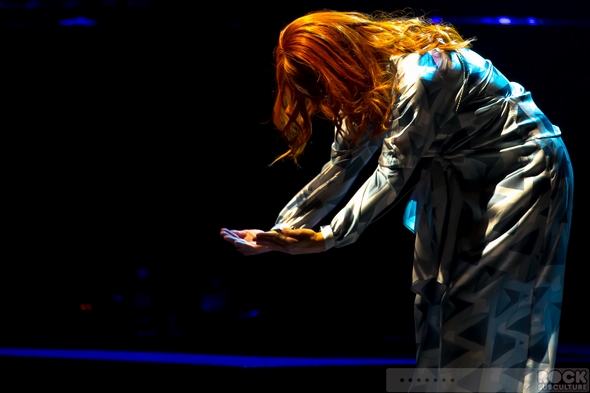 Tori-Amos-Unrepentant-Geraldines-Tour-2014-Concert-Review-Paramount-Theatre-Oakland-Photos-Setlist-01-RSJ