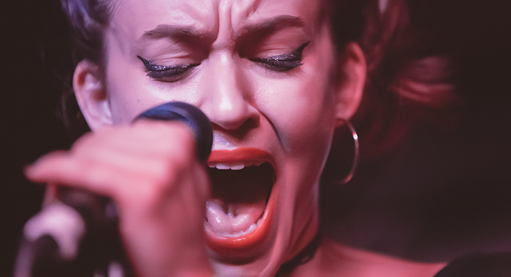 Meg-Myers-2015-Live-Concert-Review-Photos-Tour-The-Boardwalk-Orangevale-FI