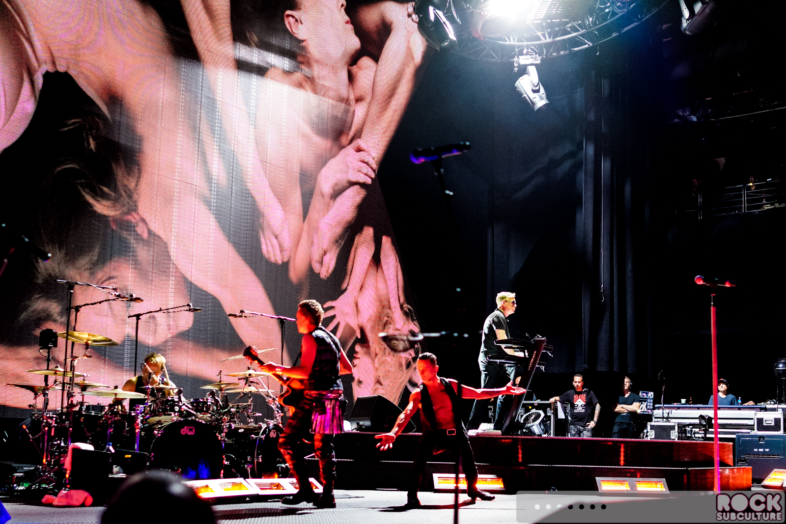 depeche mode concert tour